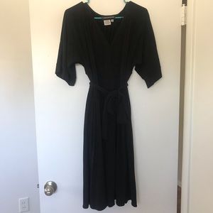 3/15 🍀 Donna Morgan dress